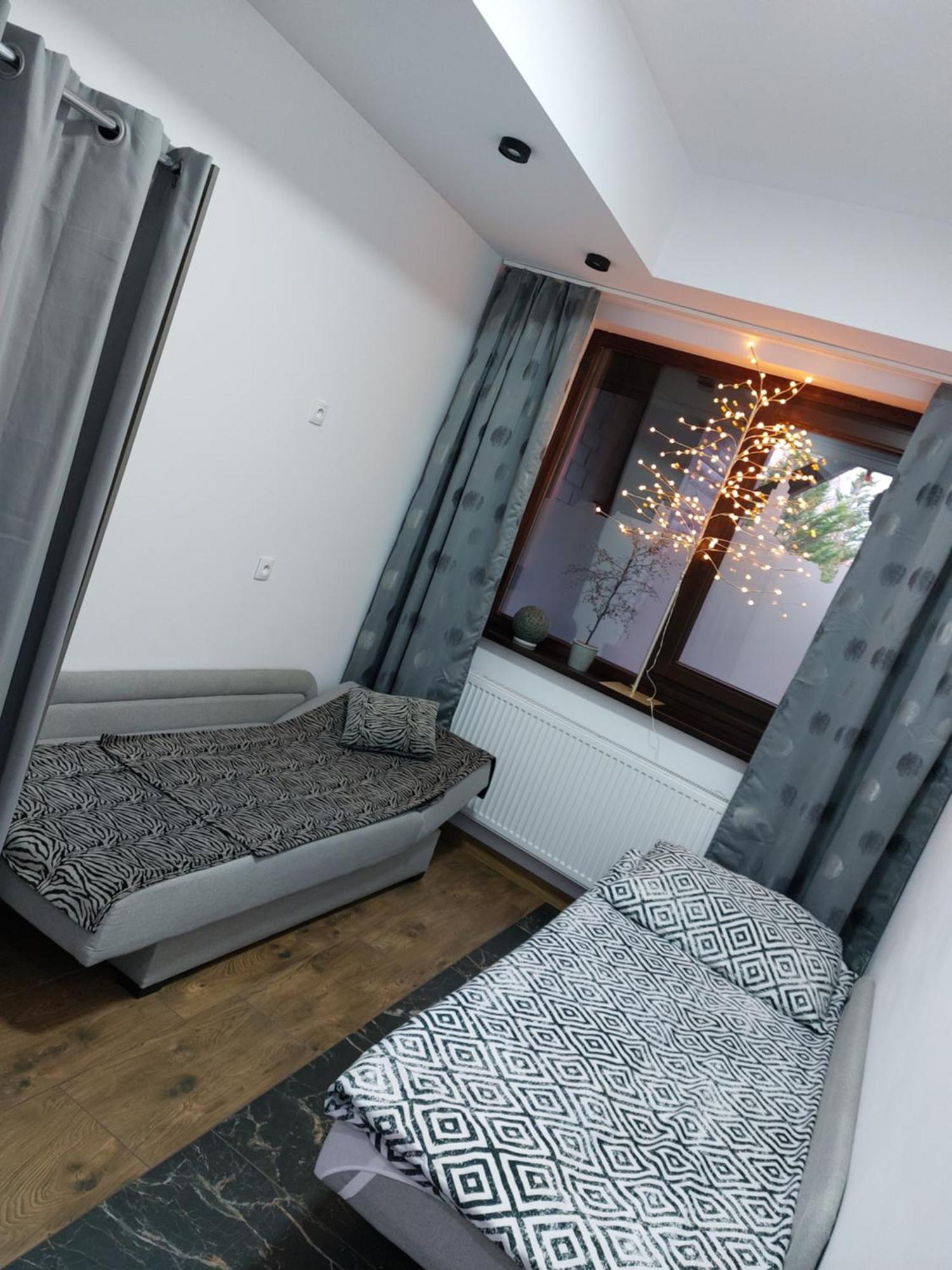 Glogow Przy Grodzkiej Apartment ภายนอก รูปภาพ